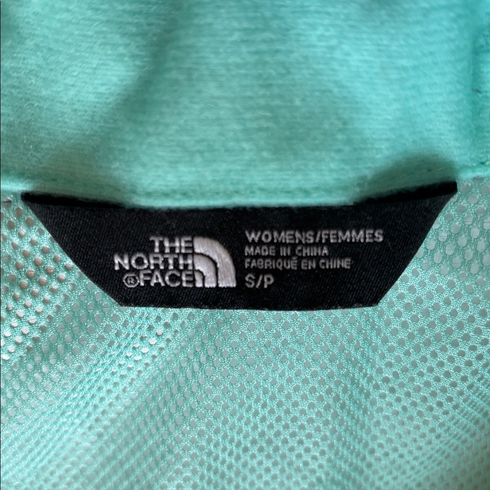 The North Face Womens Royal Blue Raincoat Small - Picture 4 of 4